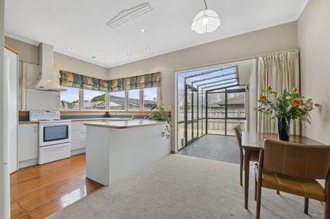 Photo of property in 91 Tukapa Street, Westown, New Plymouth, 4310