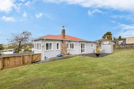 Photo of property in 71 Rodney Street, Wellsford, 0900