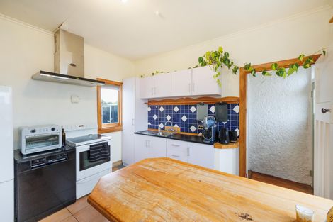 Photo of property in 40 Rongopai Street, Palmerston North, 4414