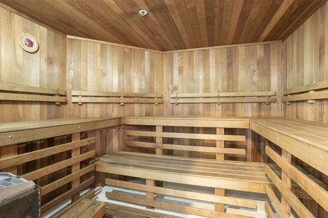 Photo of property in 1i/175 Hurstmere Road, Takapuna, Auckland, 0622