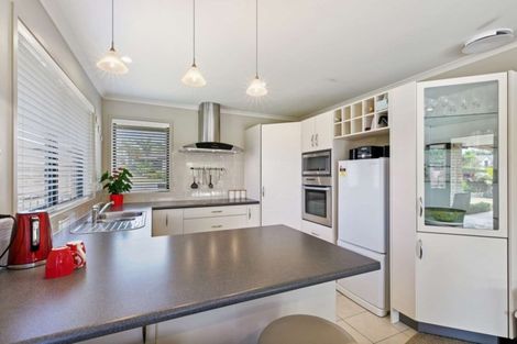 Photo of property in 2 Eagle Street, Welcome Bay, Tauranga, 3112