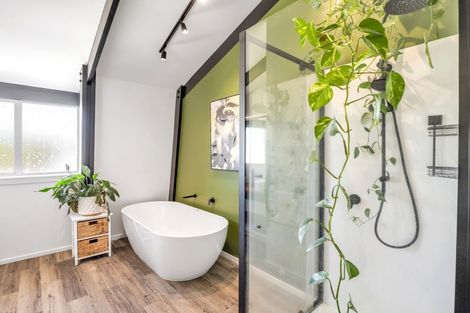 Photo of property in 12 Banks Place, Rangiora, 7400