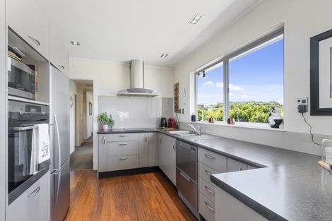 Photo of property in 7 Acacia Avenue, Maungaraki, Lower Hutt, 5010