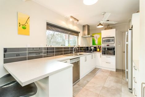 Photo of property in 211 Cashmere Road, Hoon Hay, Christchurch, 8025