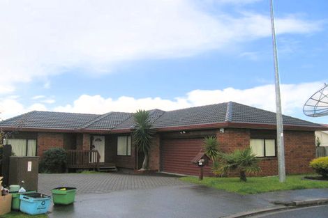 Photo of property in 15 Robina Court, Burswood, Auckland, 2013