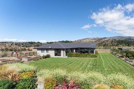 Photo of property in 15 Jackson Rise, Luggate, Wanaka, 9383