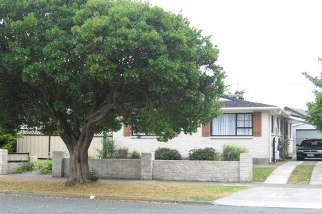 Photo of property in 122 California Drive, Totara Park, Upper Hutt, 5018