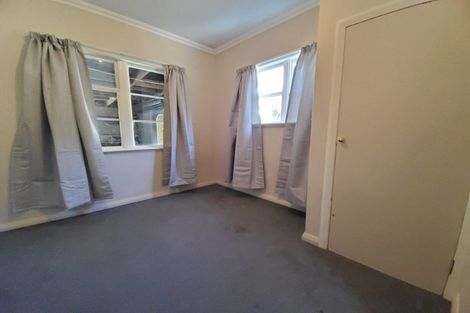 Photo of property in 93 Monorgan Road, Strathmore Park, Wellington, 6022