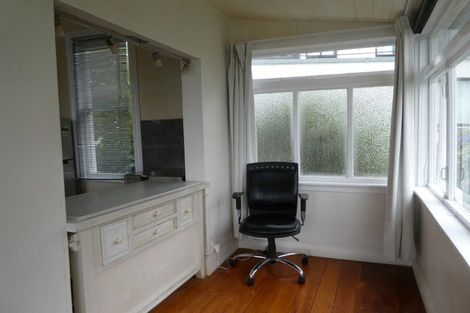 Photo of property in 4 Oriental Terrace, Oriental Bay, Wellington, 6011