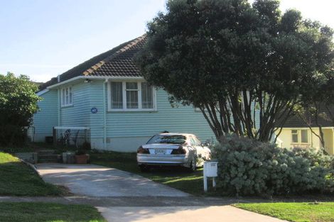 Photo of property in 112 Tireti Road, Titahi Bay, Porirua, 5022