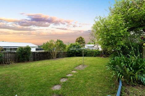 Photo of property in 17 Posa Avenue, Henderson, Auckland, 0612