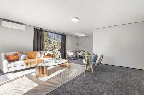 Photo of property in 510 Blockhouse Bay Road, Blockhouse Bay, Auckland, 0600