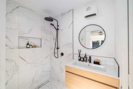 Photo of property in 2/212 Springfield Road, St Albans, Christchurch, 8014