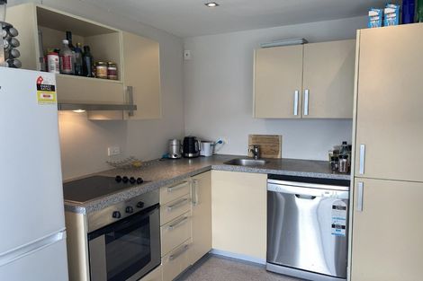 Photo of property in Dual Apartments, 411/142 Vivian Street, Te Aro, Wellington, 6011