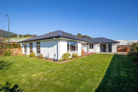 Photo of property in 2 Wrights Place, Stoke, Nelson, 7011