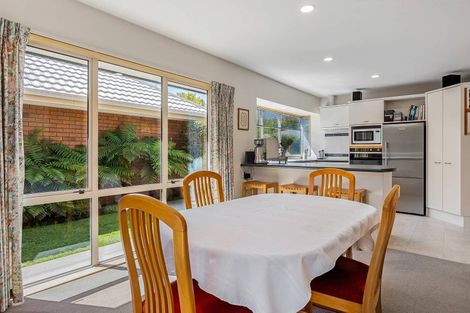 Photo of property in 2/43 Claridges Road, Casebrook, Christchurch, 8051