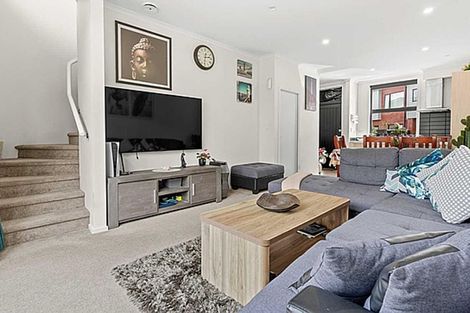 Photo of property in 11 Fermi Lane, Papakura, 2110