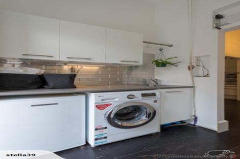 Photo of property in 22 Exeter Street, Lyttelton, 8082