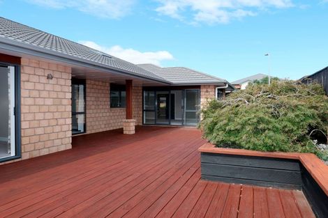 Photo of property in 6 Trusham Court, Paraparaumu, 5032