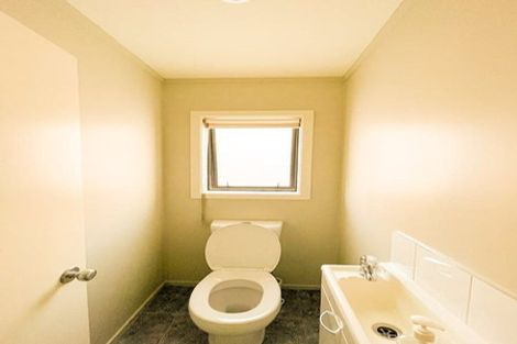 Photo of property in 60 Erlestoke Crescent, Churton Park, Wellington, 6037