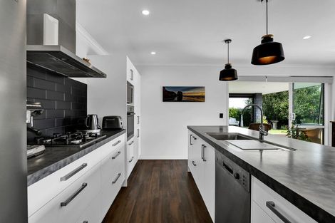 Photo of property in 26 Jules Crescent, Bell Block, New Plymouth, 4312