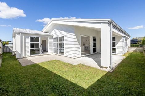 Photo of property in 2 Tuaia Street, Pyes Pa, Tauranga, 3112