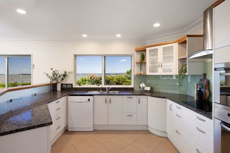 Photo of property in 204b Beach Road, Katikati, 3178