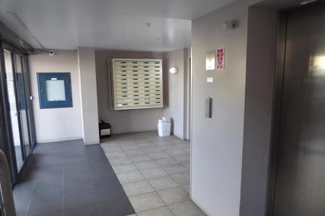 Photo of property in Luxford Villas, 104/72 Herald Street, Berhampore, Wellington, 6023