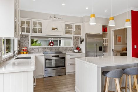 Photo of property in 139 Richmond Road, Brixton, New Plymouth, 4373