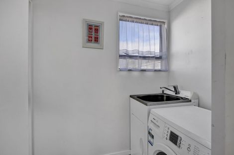 Photo of property in 82 Ngamotu Road, Spotswood, New Plymouth, 4310