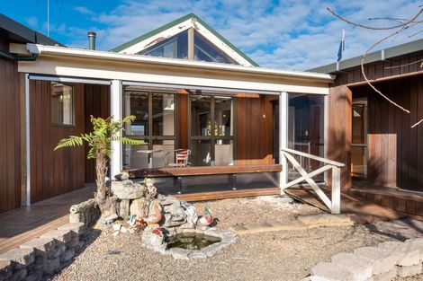 Photo of property in 69 Sunny Crescent, Huapai, Kumeu, 0810