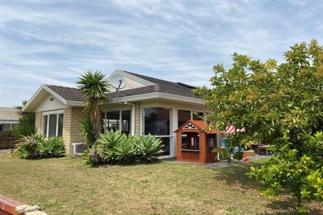 Photo of property in 26 Olympus Grove, Papamoa Beach, Papamoa, 3118