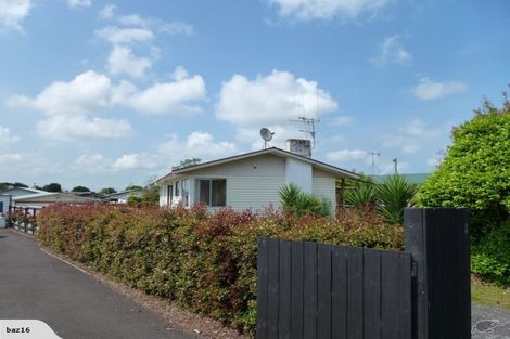 Photo of property in 15 Rosalind Street, Deanwell, Hamilton, 3206