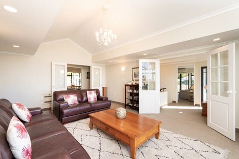 Photo of property in 41 Hetley Crescent, Taradale, Napier, 4112