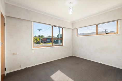 Photo of property in 2 Neil Street, Paeroa, 3600