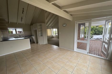 Photo of property in 28 Venus Place, Half Moon Bay, Auckland, 2012