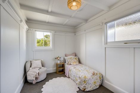 Photo of property in 11a Moeller Street, Taradale, Napier, 4112
