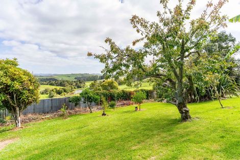 Photo of property in 1 Griffin Road, Maungaturoto, 0520