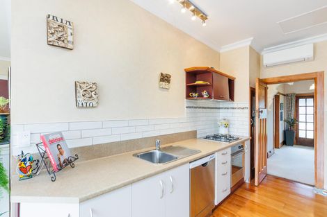 Photo of property in 31 Hereford Street, West End, Palmerston North, 4410