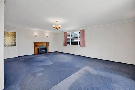 Photo of property in 51 Fantham Street, Hawera, 4610
