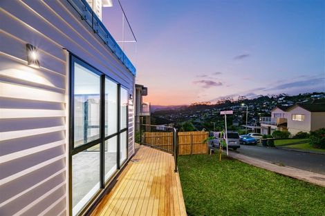 Photo of property in 126 San Valentino Drive, Henderson, Auckland, 0612