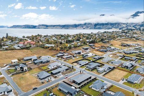 Photo of property in 37 Woodpecker Street, Lake Hawea, 9382