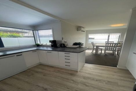 Photo of property in 12 Fresil Lane, Massey, Auckland, 0614