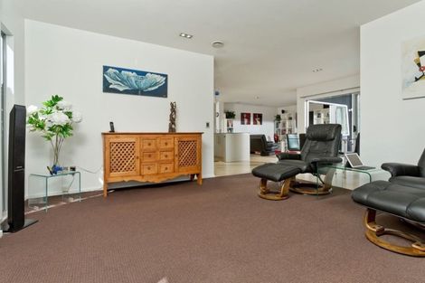 Photo of property in 125b Glendhu Road, Bayview, Auckland, 0629