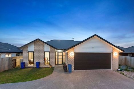 Photo of property in 5 Teatree Close, Huntington, Hamilton, 3210