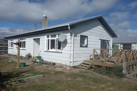 Photo of property in 3 Main Road, Tuatapere, 9620