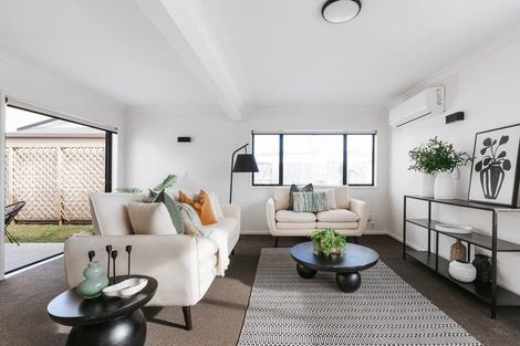 Photo of property in 6b Queen Road, Bellevue, Tauranga, 3110