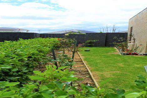 Photo of property in 9 Hirimate Place, Flat Bush, Auckland, 2019