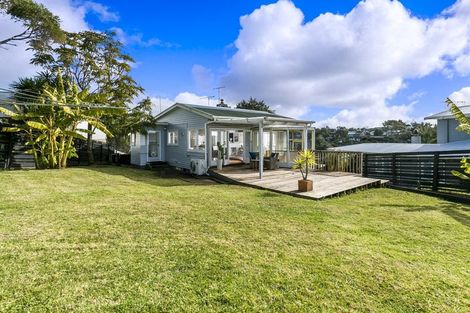 Photo of property in 23 Lanigan Street, Birkdale, Auckland, 0626