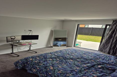 Photo of property in 26 Castletown Street, Wallaceville, Upper Hutt, 5018